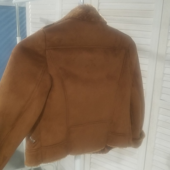 Jacket - Picture 5 of 6